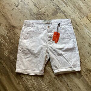 NWT YLA/YoungLA Twill White Shorts Men's 34